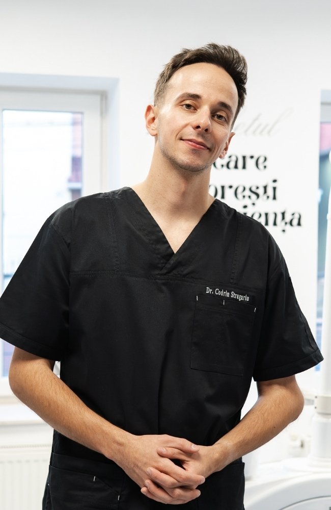 Dr. Codrin Strugariu, medic specialist chirurgie dento-alveolară